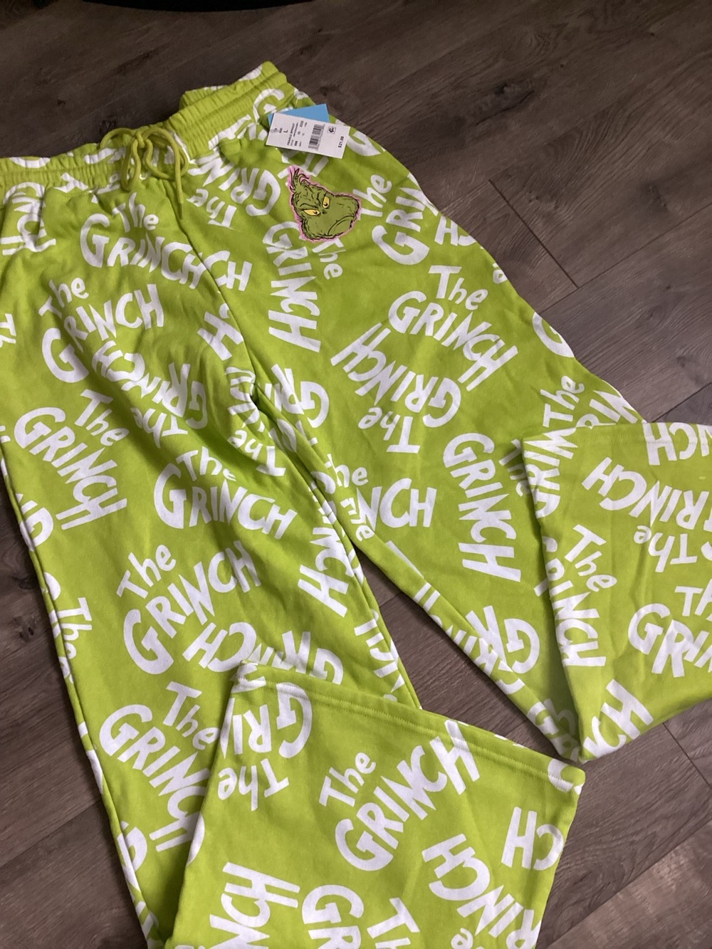 The Grinch Lime Green Graphic Lounge Pants adult size L
